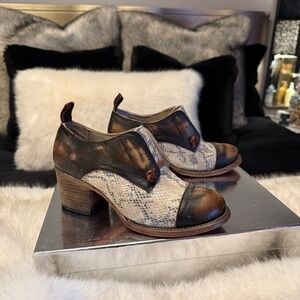 Freebird by Steven CATALINA Leather Heeled Oxford Shoes | Size 8 | Made in Mexic